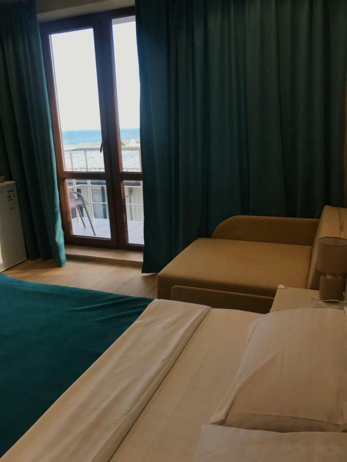 Золотий Лев Hotel Zatoka Bagian luar foto