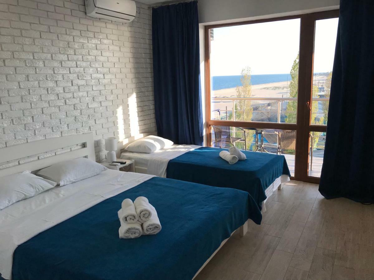 Золотий Лев Hotel Zatoka Bagian luar foto